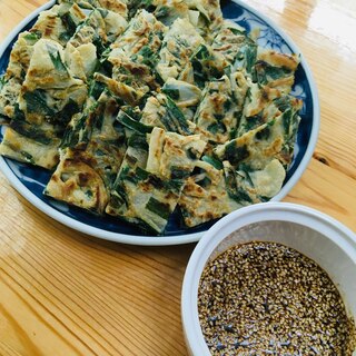 にらと新玉ねぎの蕎麦粉チヂミ